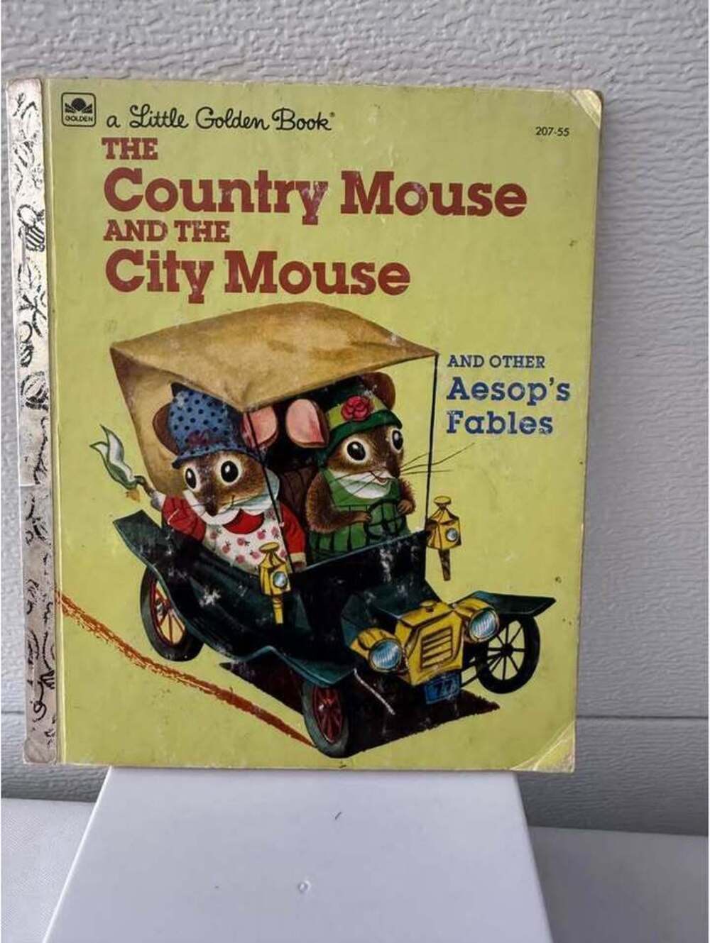 Vintage A Little Golden Book: The Country Mouse and the City Mouse